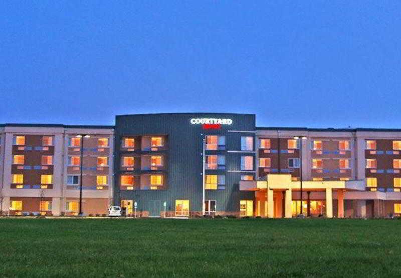 Courtyard Milwaukee Airport Hotel Ngoại thất bức ảnh