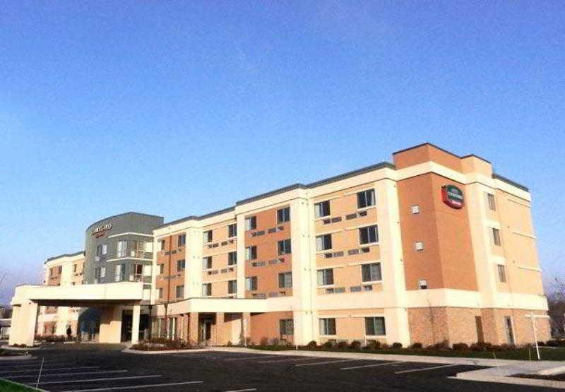 Courtyard Milwaukee Airport Hotel Ngoại thất bức ảnh